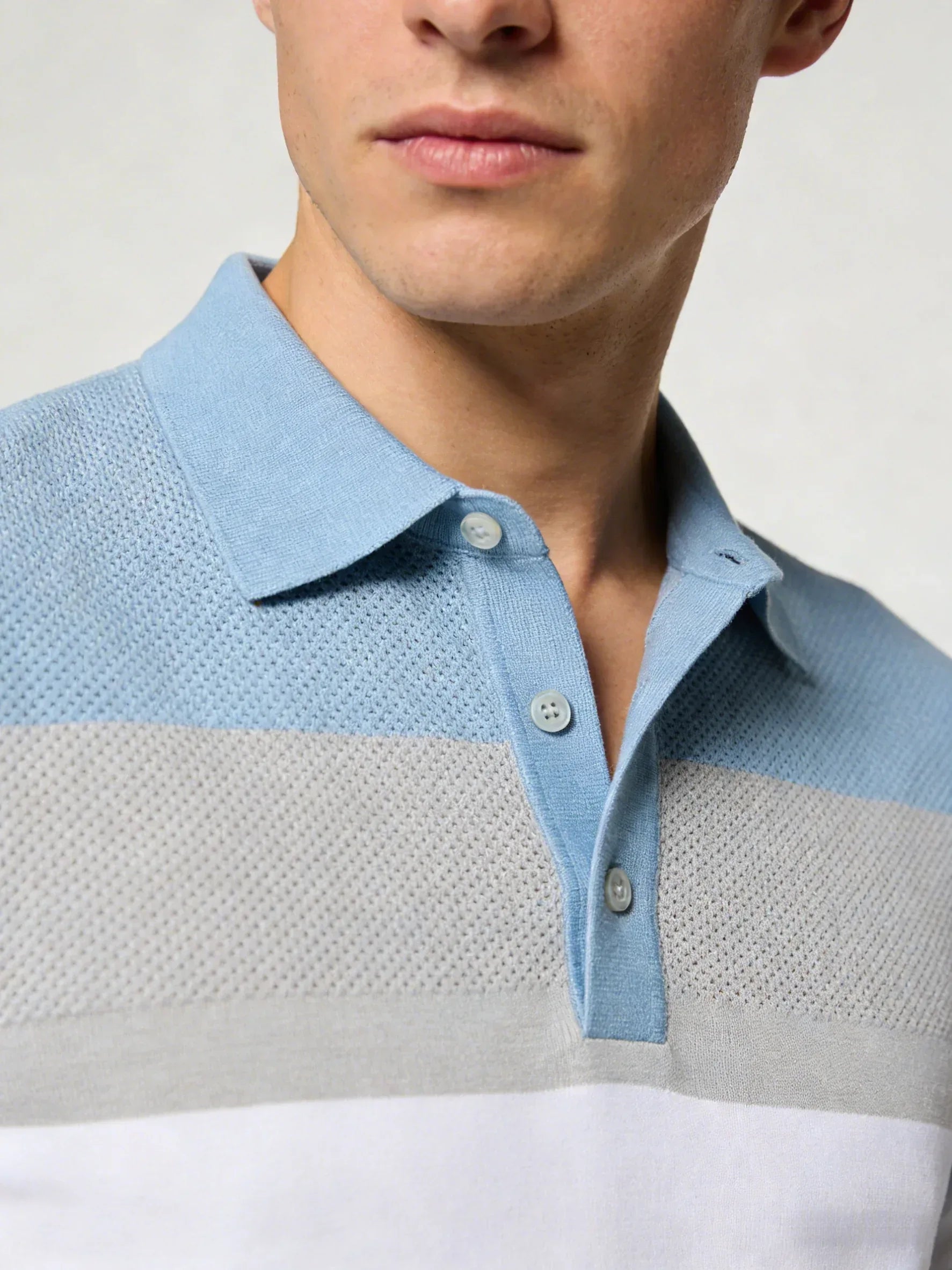 AI_16_52c9ce9b-32ee-4257-af8b-a520d0e8ab2f - SourceFlow Garments