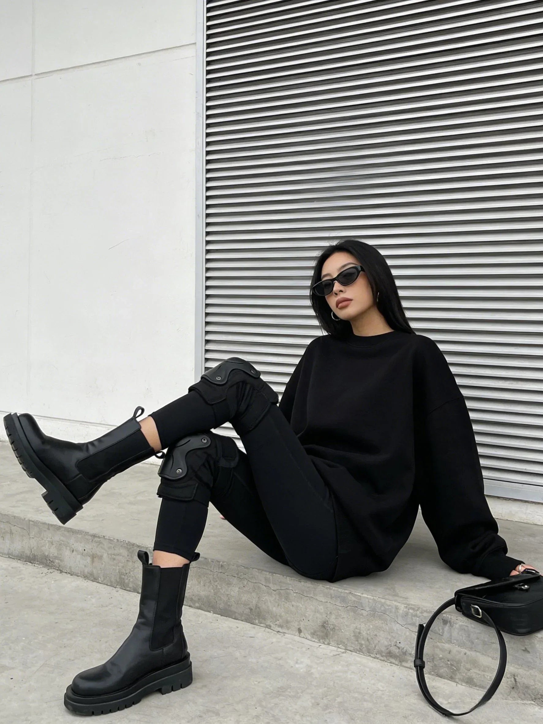 AI_1_9f933e0d-fda5-46b5-a39f-5e24c54b0a17 - SourceFlow Garments
