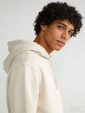 AI_4_1048158e-d90e-423e-b0f1-739cd330121a - SourceFlow Garments
