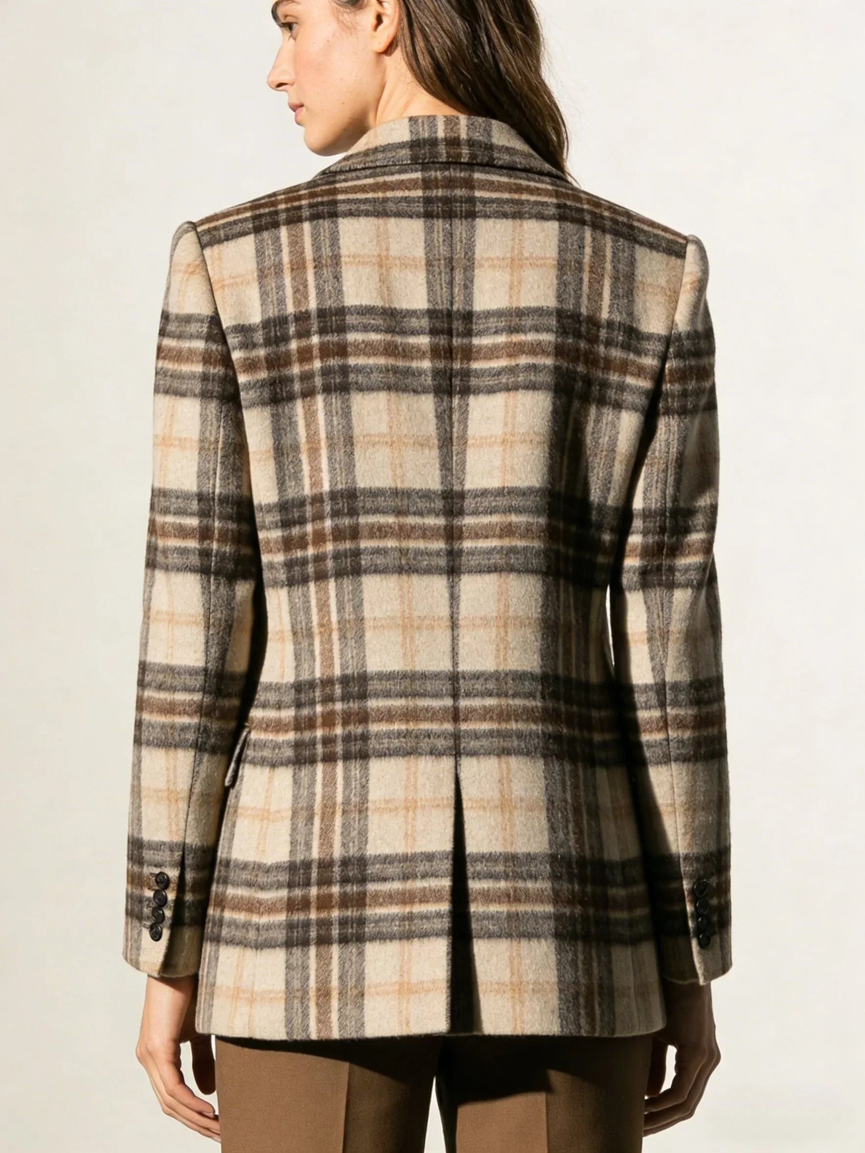 AI_7_ee6fec11-c775-477e-9985-58f1c0c80590 - SourceFlow Garments
